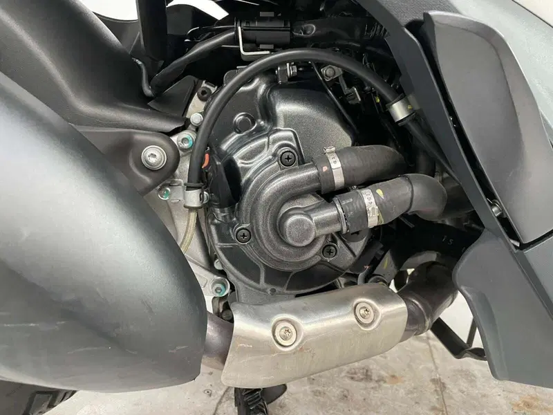 Piaggio Beverly 300 S ABS-ASR (2021 - 25) (8)