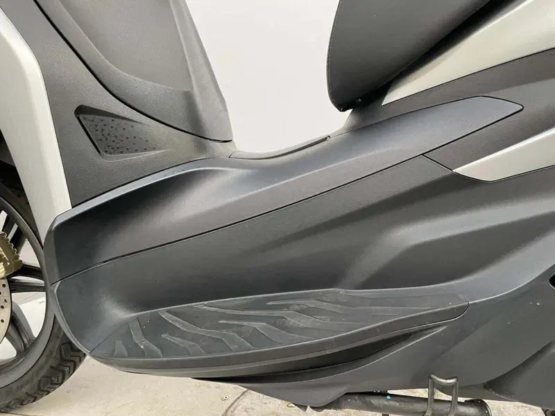 Piaggio Beverly 300 S ABS-ASR (2021 - 25) (16)