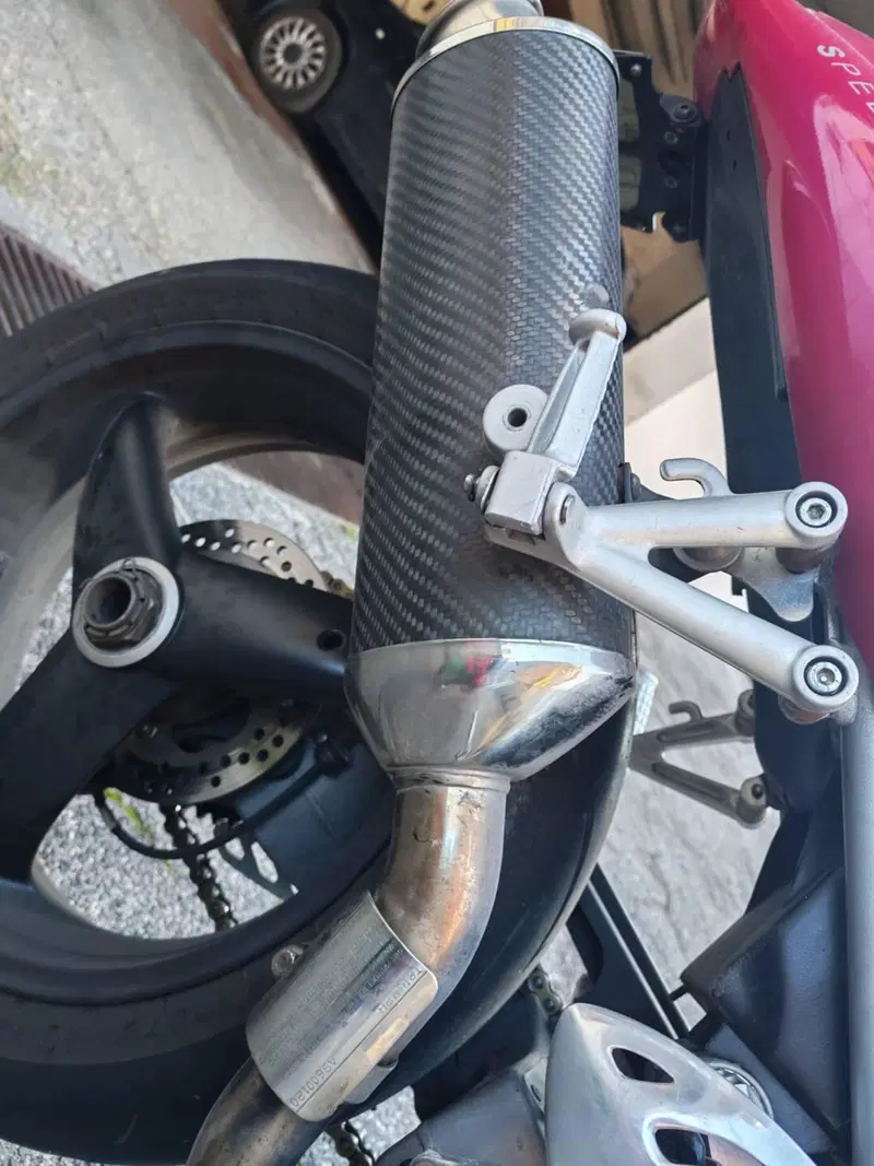 Triumph Speed Triple 955 (1998 - 01) (7)