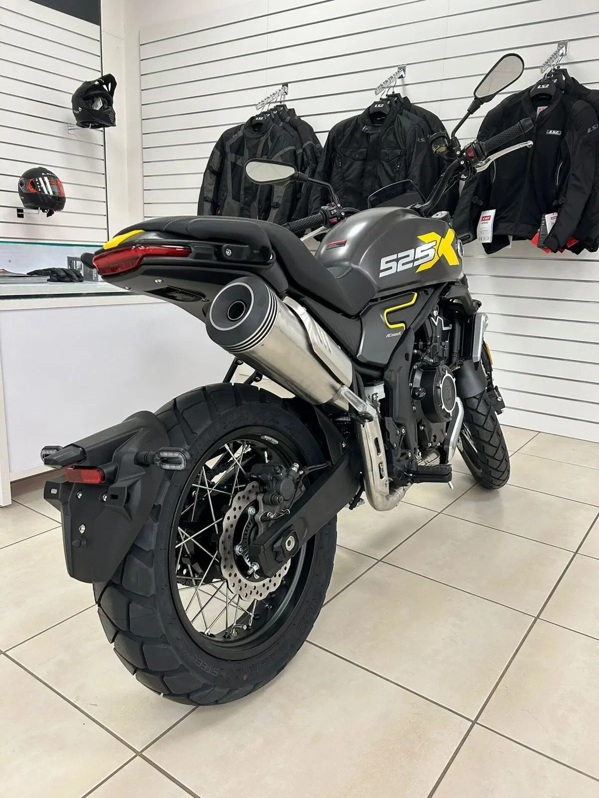 Voge Trofeo 500AC (2022 - 26) (7)