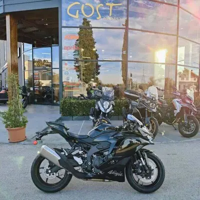 Kawasaki Ninja ZX-4R (2024 - 26) nuova