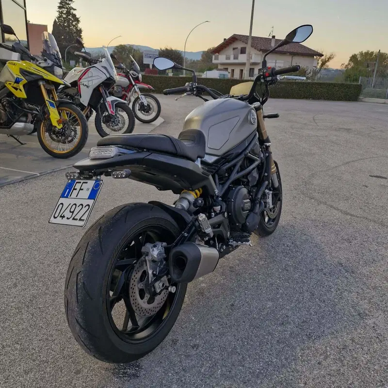 Benelli Leoncino 800 (2022 - 26) (3)