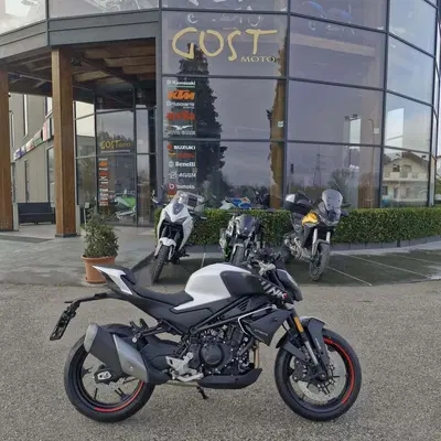 CFMOTO 450NK (2023 - 26) nuova