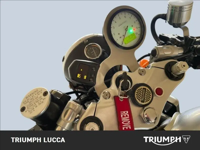 Triumph Thunderbird 900 Sport (1998 - 02) (9)