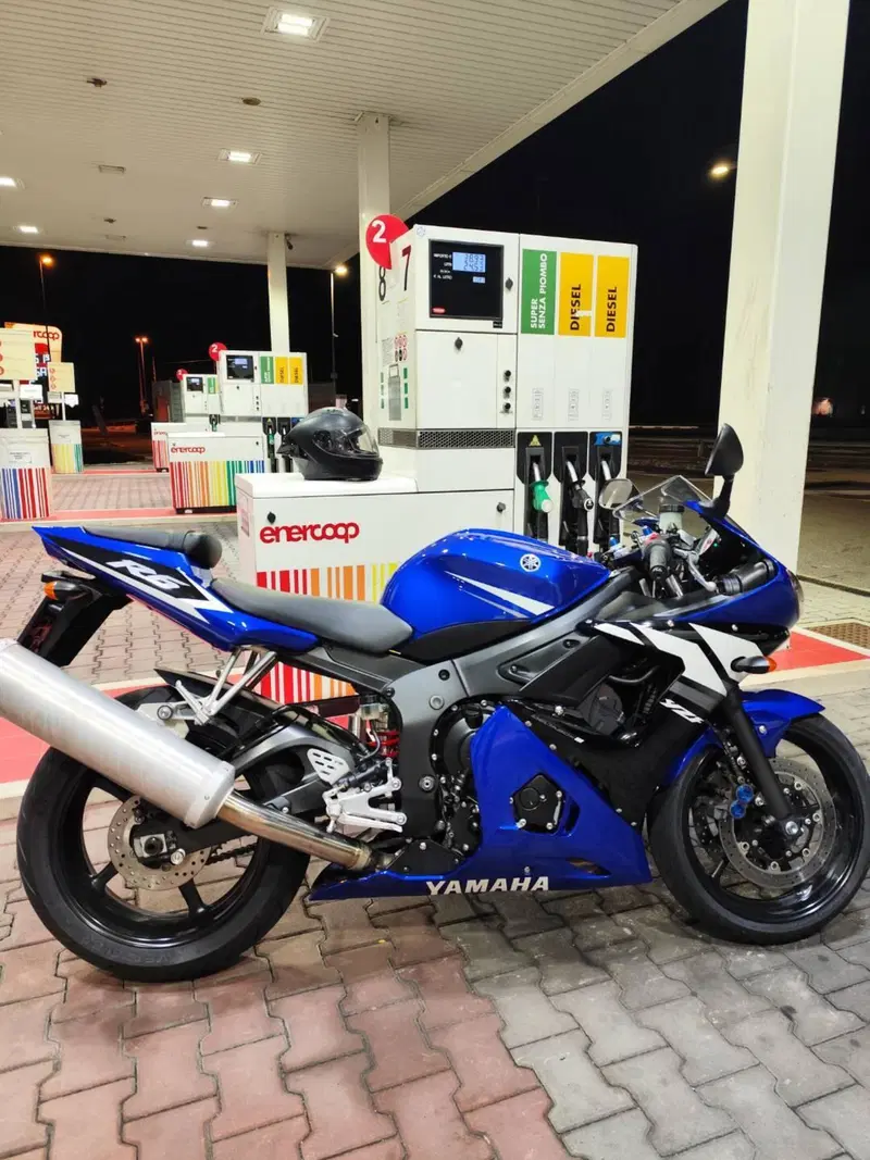 Yamaha YZF R6 (2003 - 04)