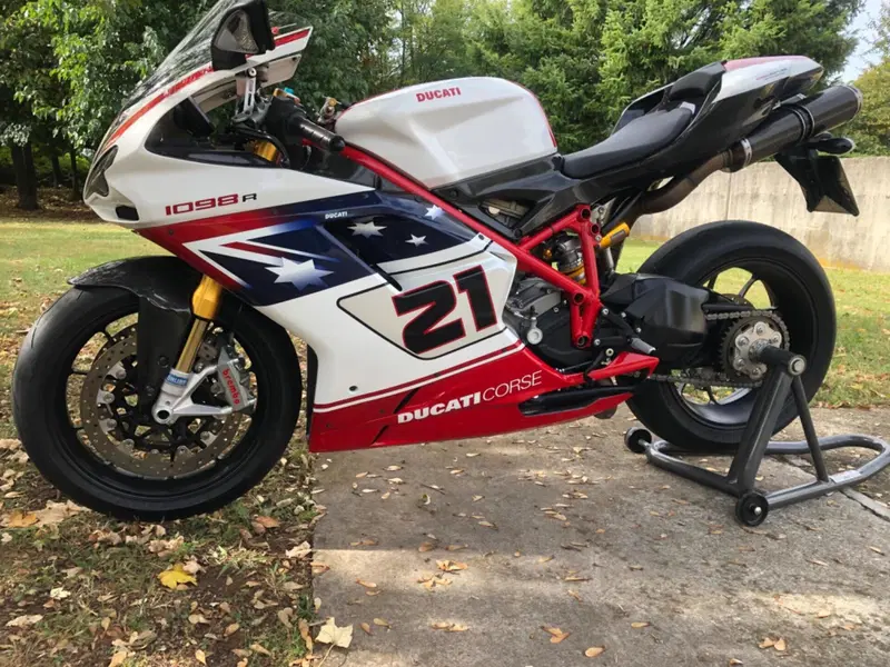 Ducati 1098 R Bayliss LE (2009 - 11) (2)