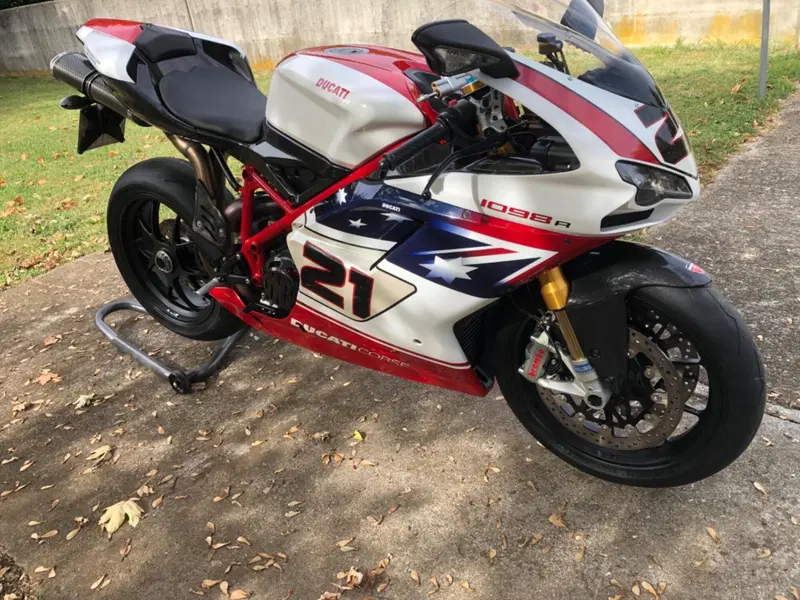 Ducati 1098 R Bayliss LE (2009 - 11) (3)