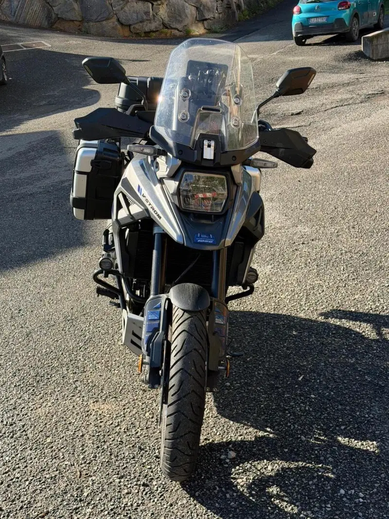 Suzuki V-Strom 1050XT (2020 - 23) (4)