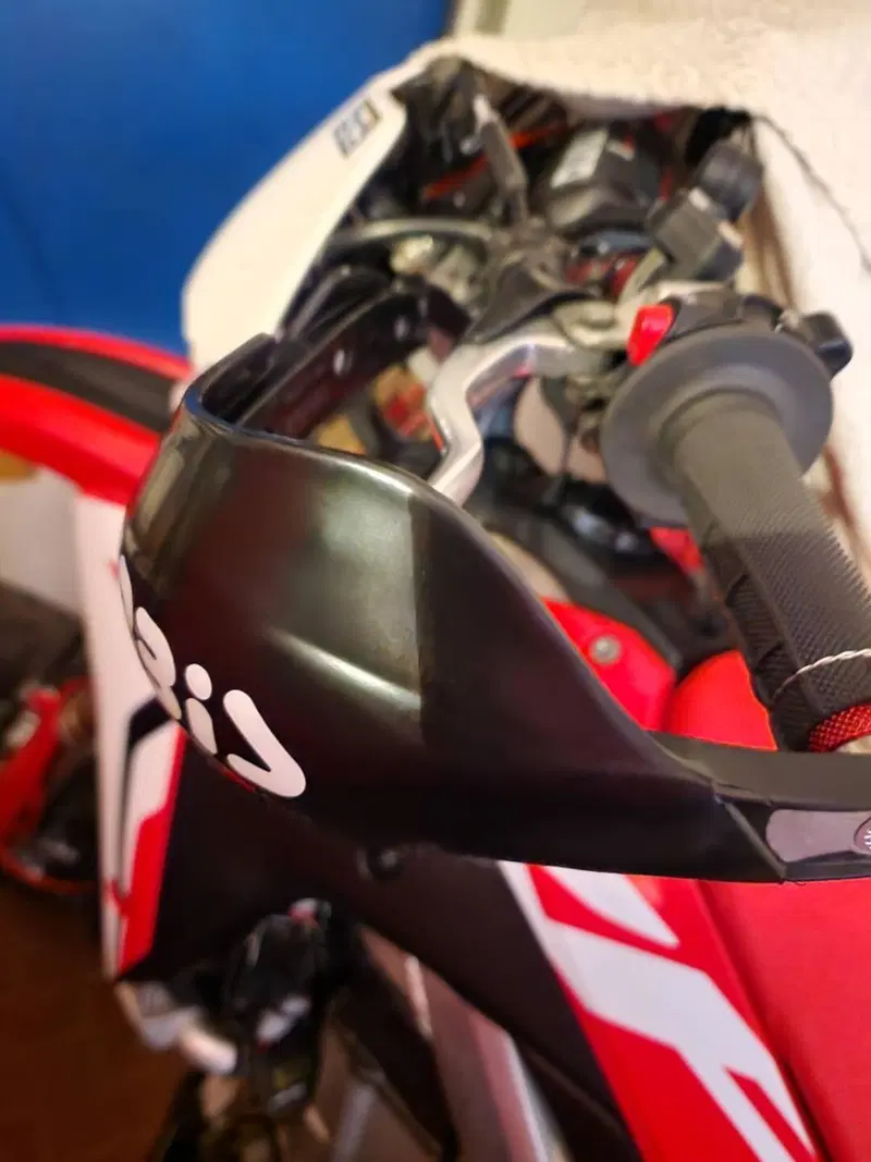 Honda CRF 450R (2017) (7)
