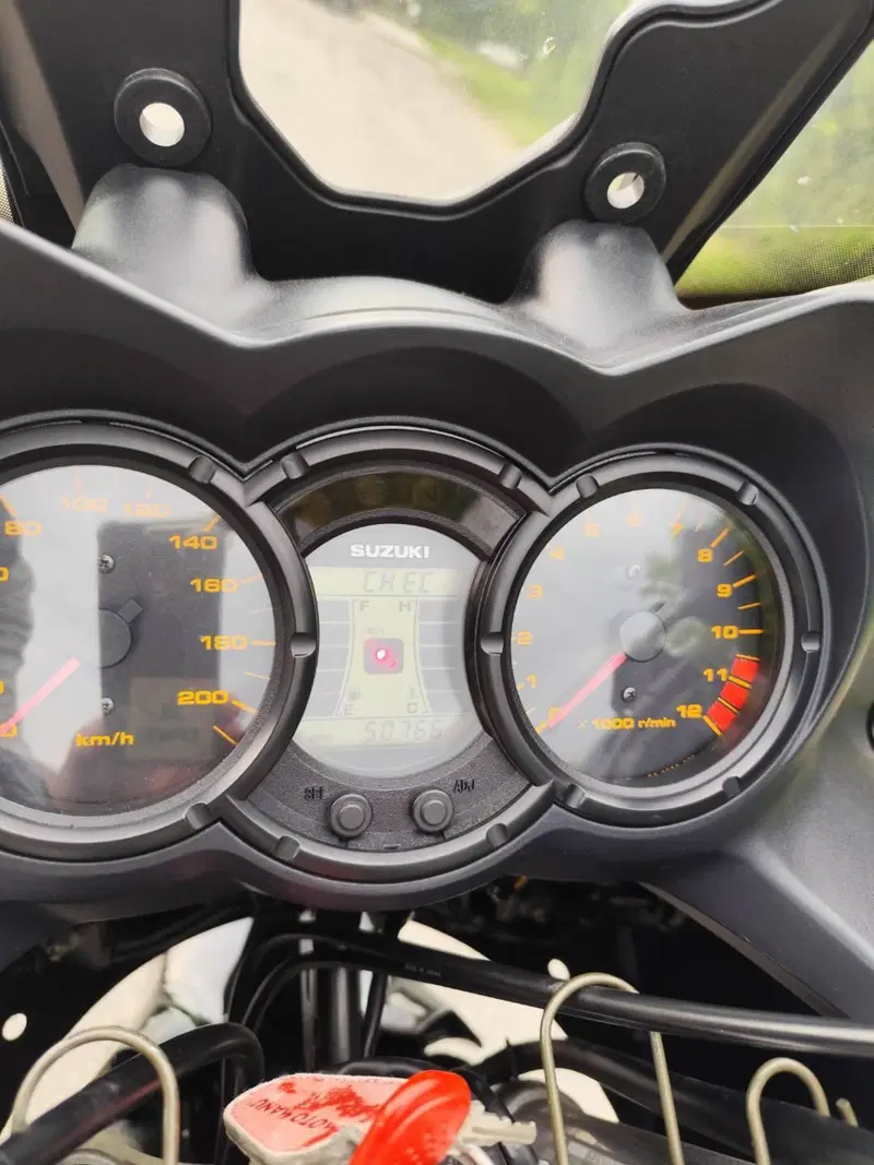 Suzuki V-Strom 650 (2008 - 11) (5)