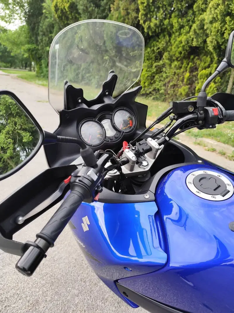 Suzuki V-Strom 650 (2008 - 11) (7)