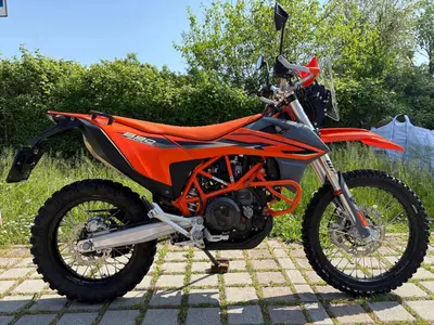 KTM 690 Enduro R (2022 - 25) usata
