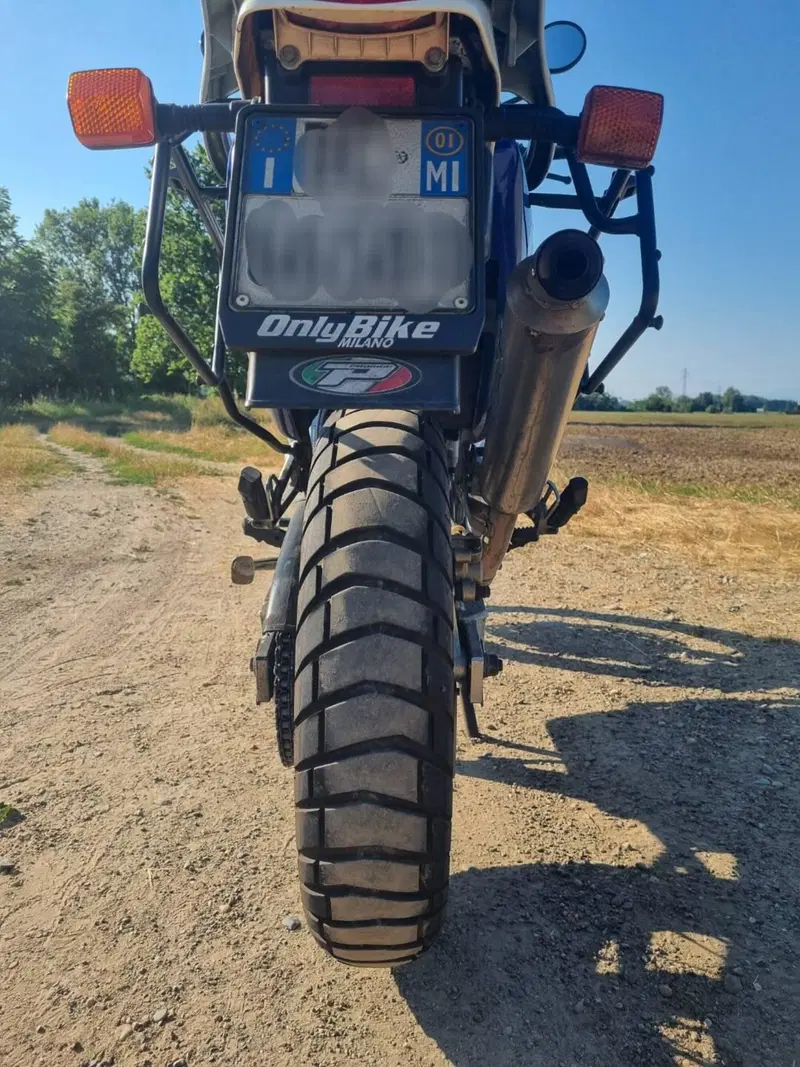 Honda Africa Twin XRV 750 (1996 - 02) (7)