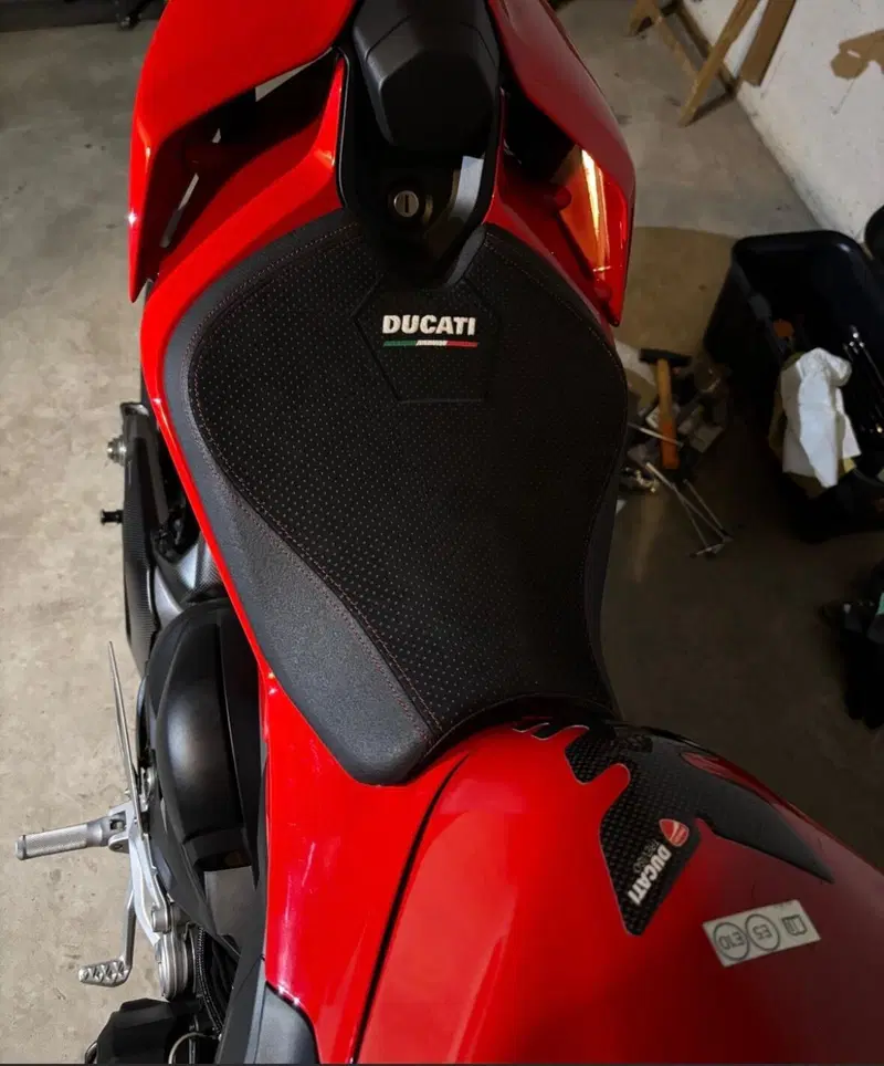 Ducati Streetfighter V4 S (2025 - 26) (4)
