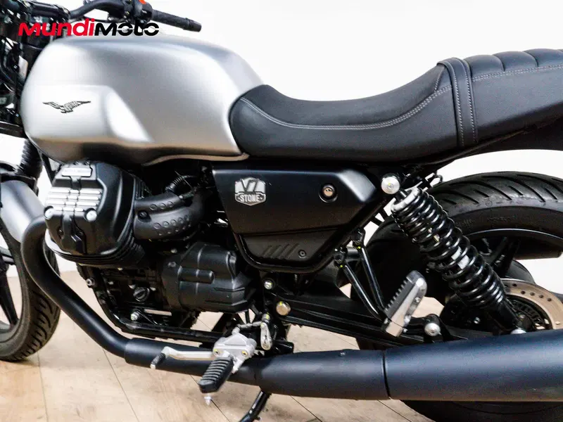 Moto Guzzi V7 850 Stone Special Abs (2021) (8)