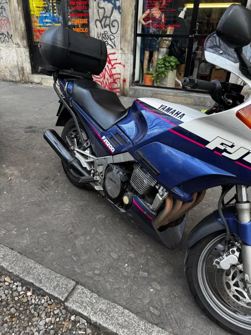Yamaha Fy 1200 (2)