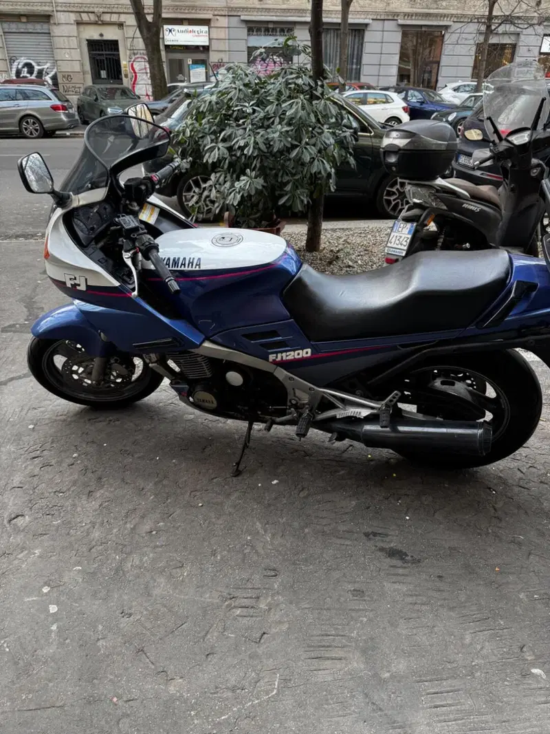 Yamaha Fy 1200 (5)