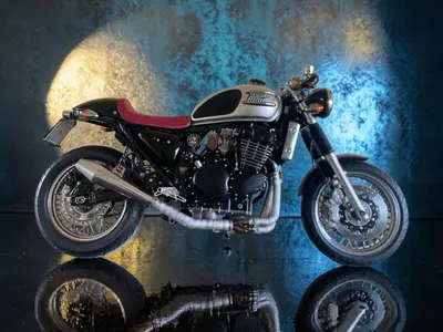 Triumph Thunderbird 900 Sport (2003 - 04) usata