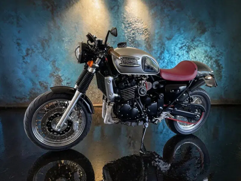 Triumph Thunderbird 900 Sport (2003 - 04) (5)