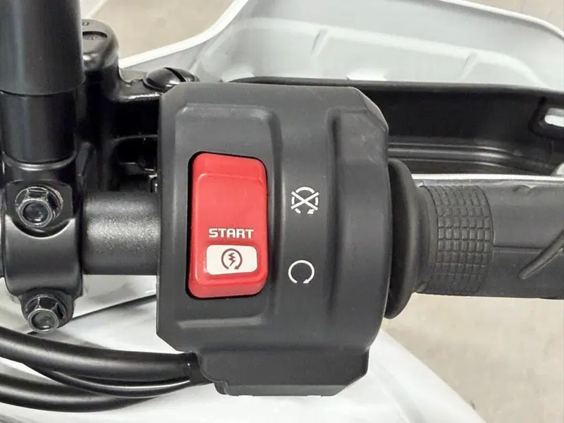 Honda Transalp XL750 (2023 - 24) (9)
