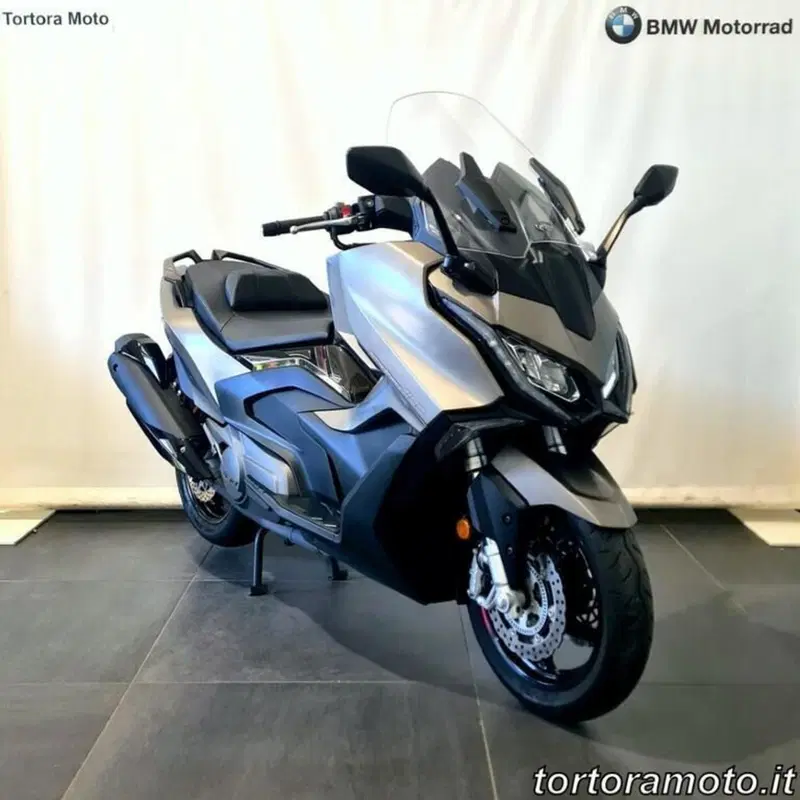 Kymco AK 550 Premium (2023 - 25) (4)