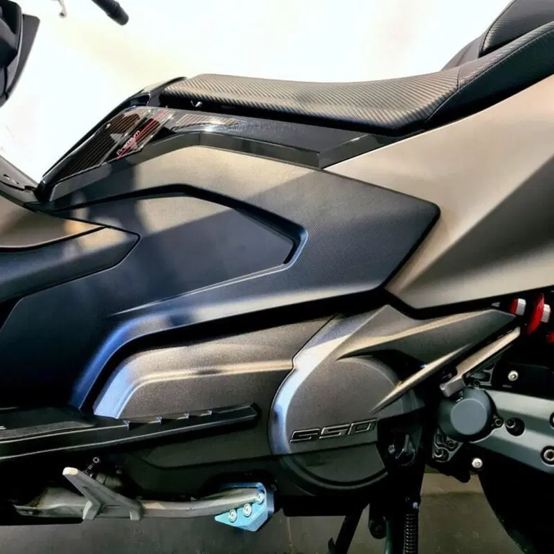 Kymco AK 550 Premium (2023 - 25) (10)