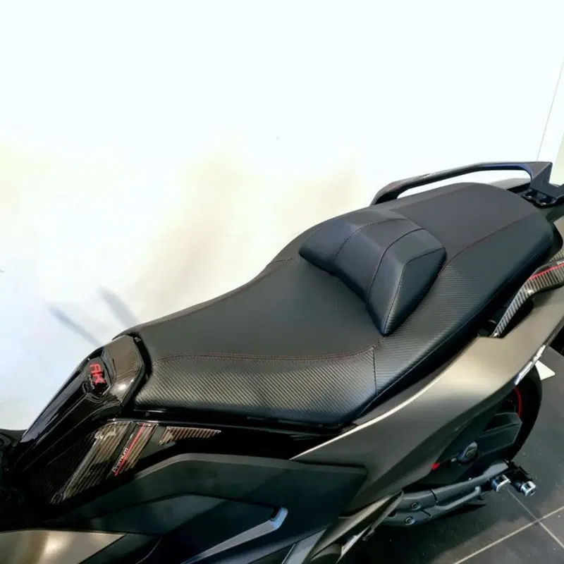 Kymco AK 550 Premium (2023 - 25) (11)