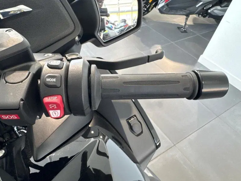 Bmw R 1250 RT (2021 - 25) (5)