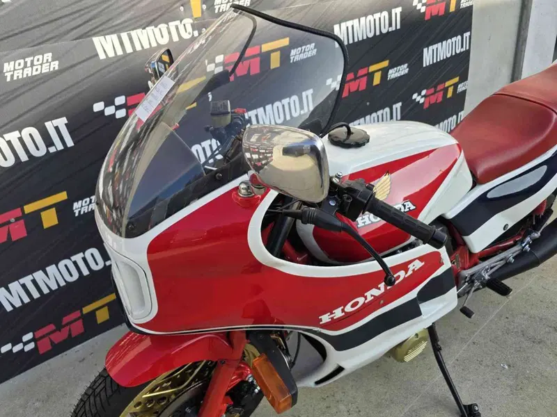 Honda cb1100r Scambio con Rolex (5)