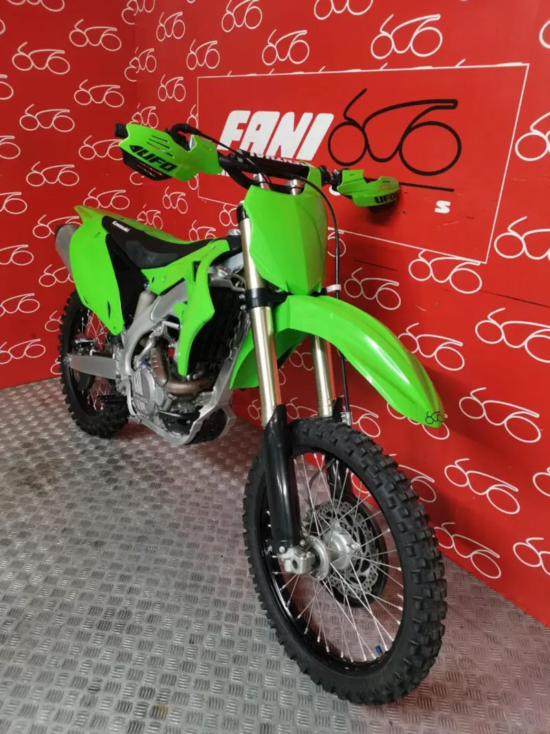 Kawasaki KX 450 (2024) (2)