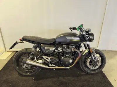 Triumph Speed Twin 1200 (2021 - 24) usata