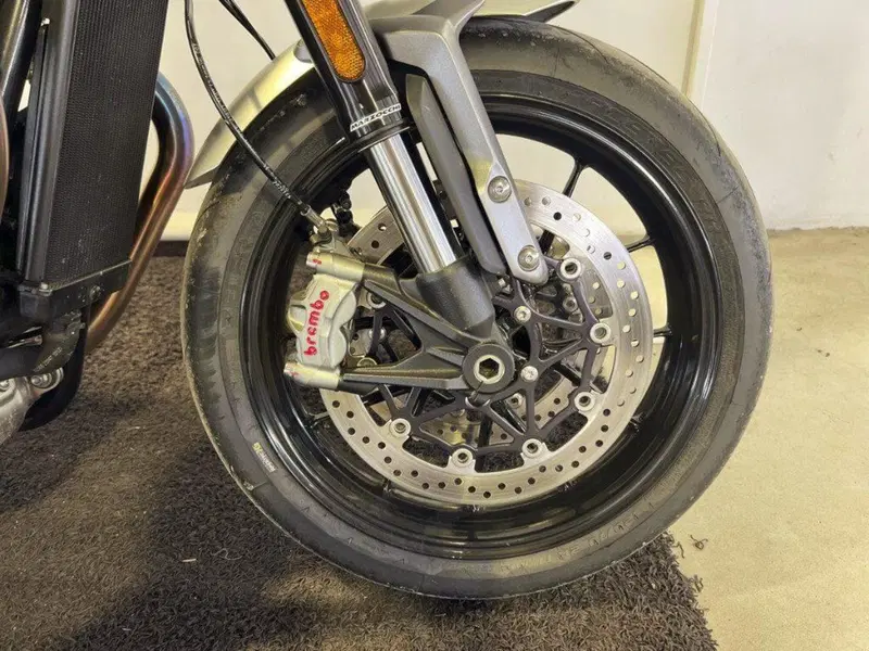 Triumph Speed Twin 1200 (2021 - 24) (8)
