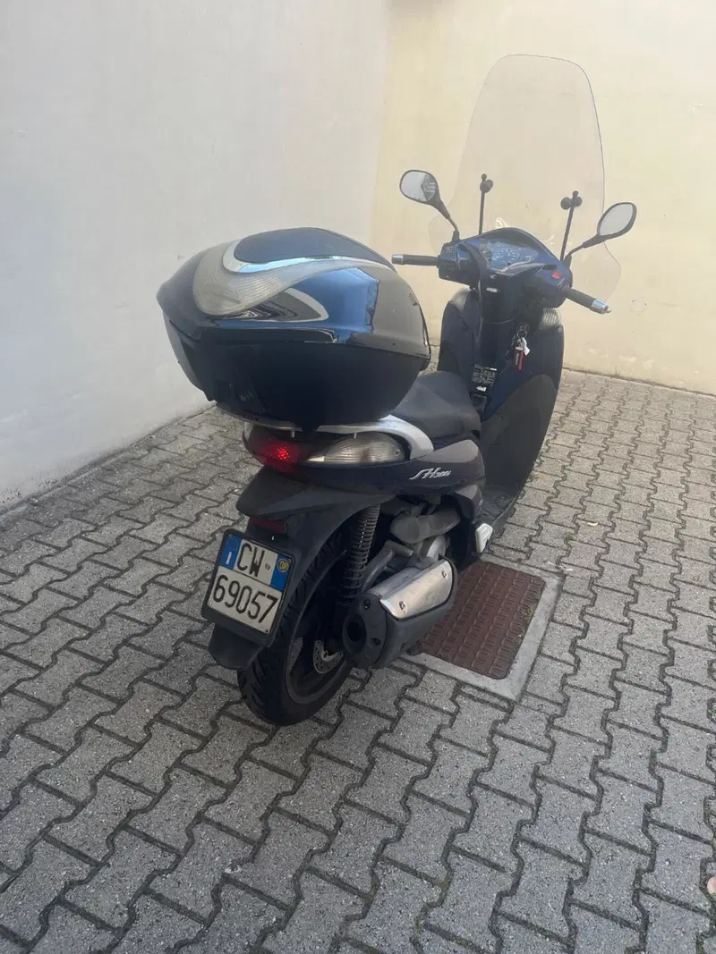 Honda SH 300 i (2006 - 10) (3)