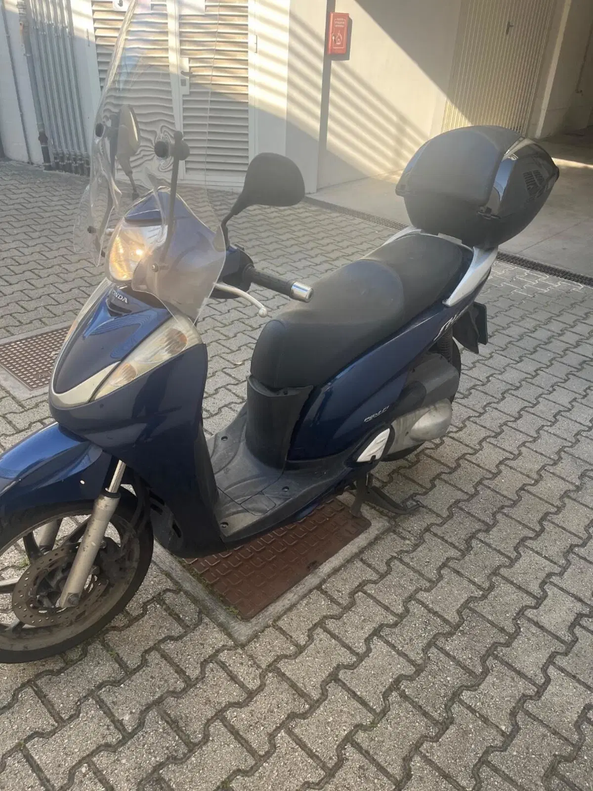 Honda SH 300 i (2006 - 10) (5)