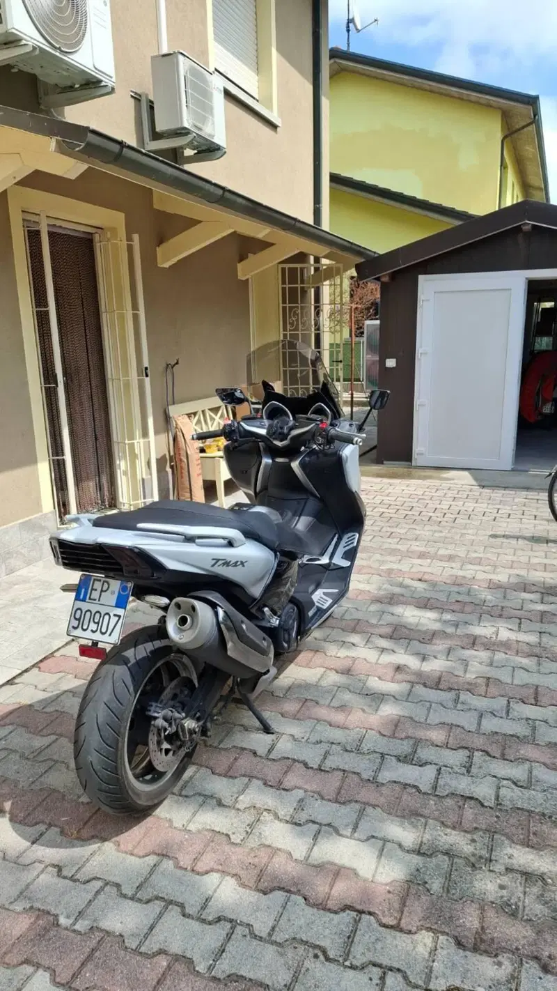 Yamaha T-Max 530 DX (2017 - 19) (3)