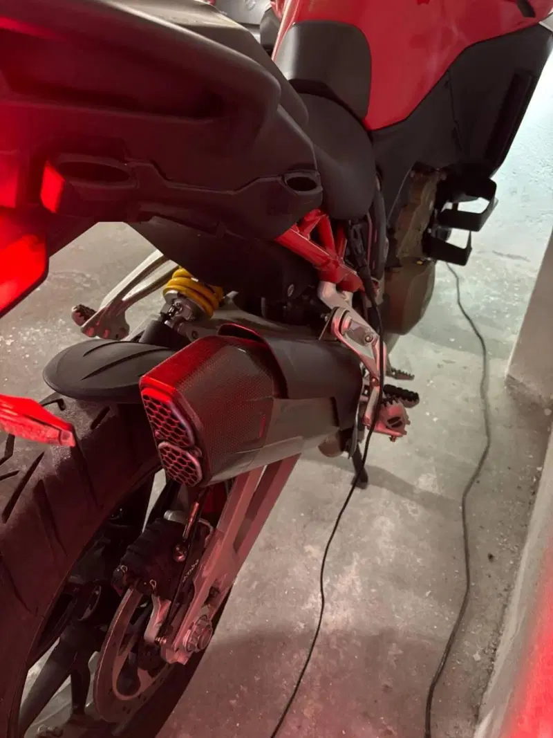 Ducati Multistrada V4 S (2021 - 24) (5)