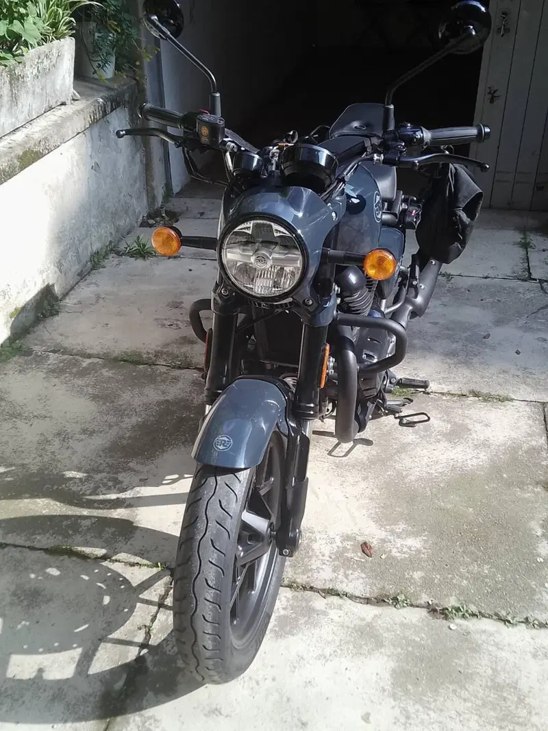Royal Enfield Shotgun 650 (2024 - 26) (2)