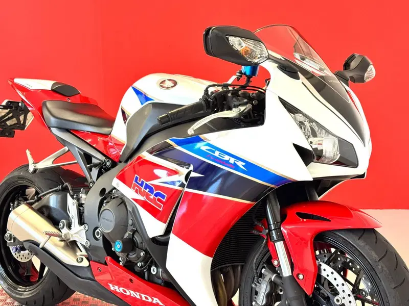 Honda CBR 1000 RR Fireblade (2012 - 16) (9)