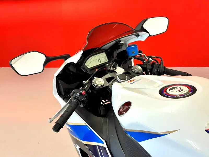 Honda CBR 1000 RR Fireblade (2012 - 16) (18)