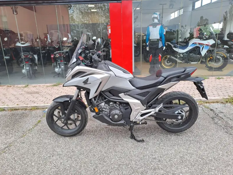 Honda NC 750 X DCT (2021 - 24) (2)