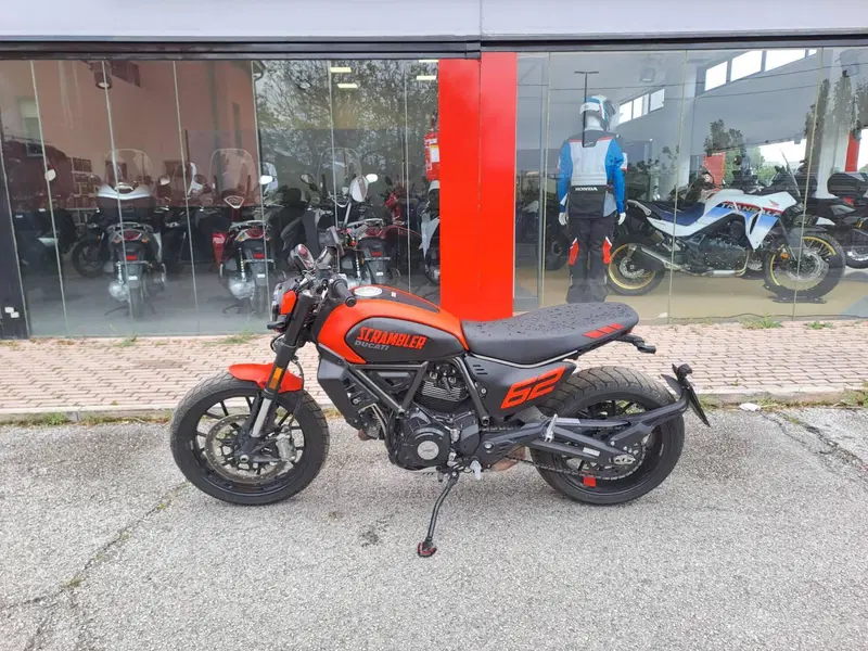 Ducati Scrambler 800 Full Throttle (2023 - 24)