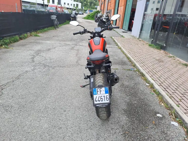 Ducati Scrambler 800 Full Throttle (2023 - 24) (2)