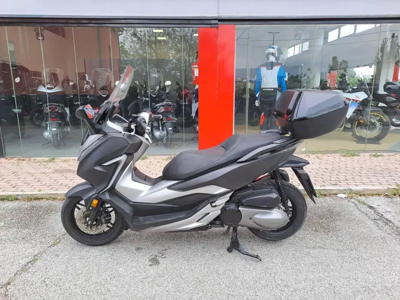 Honda Forza 300 Deluxe ABS (2018 - 20)