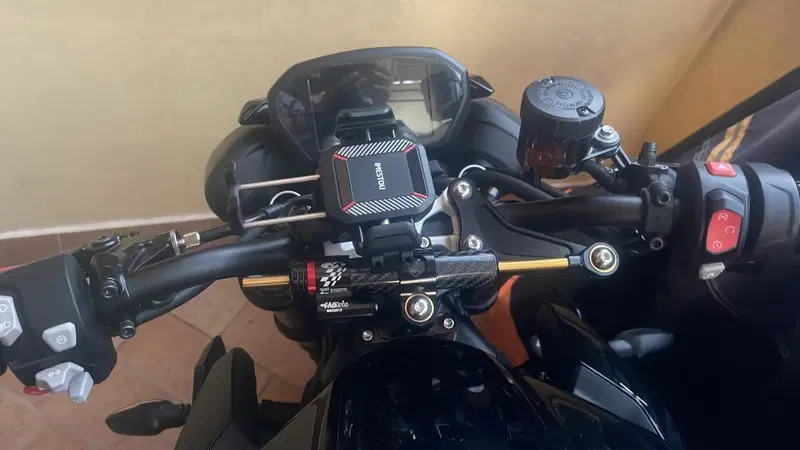 Triumph Street Triple 765 RS (2023 - 26) (5)