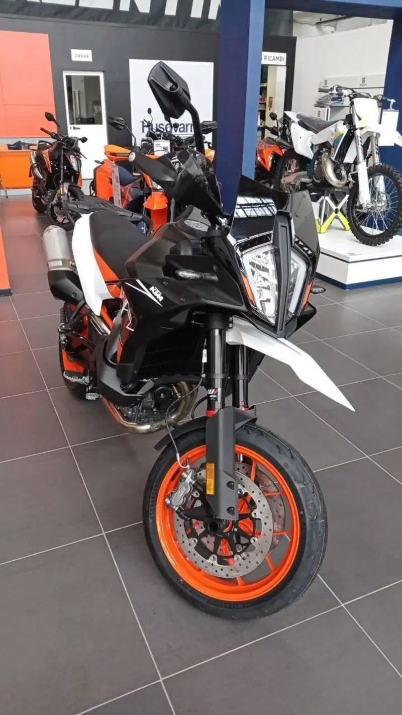 KTM 890 SMT (2023 - 25) (2)