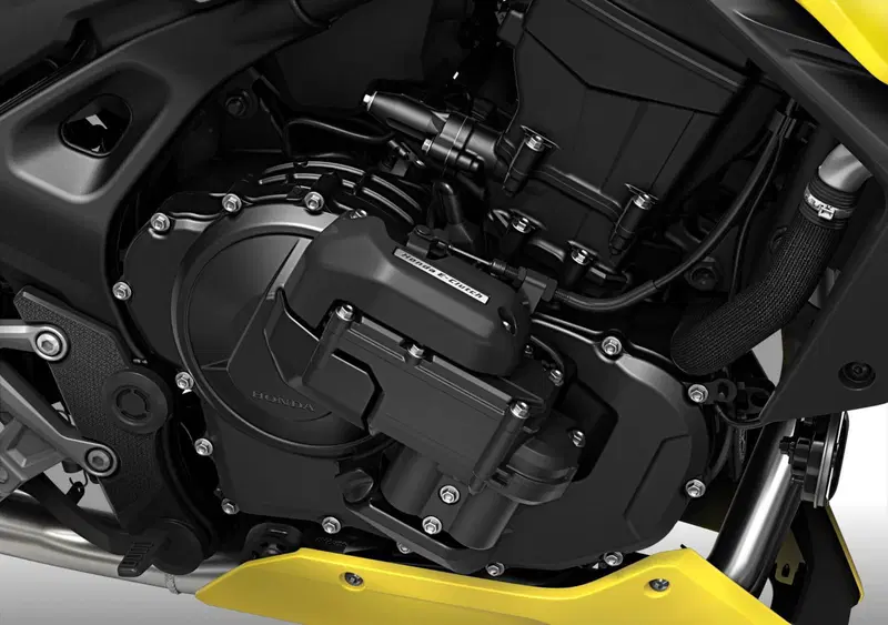 Honda CB 750 Hornet (2026) (10)