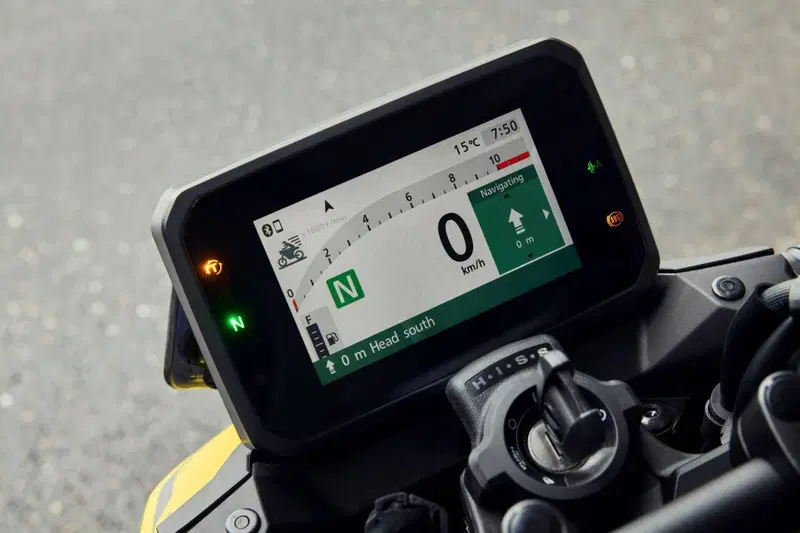 Honda CB 750 Hornet (2026) (9)