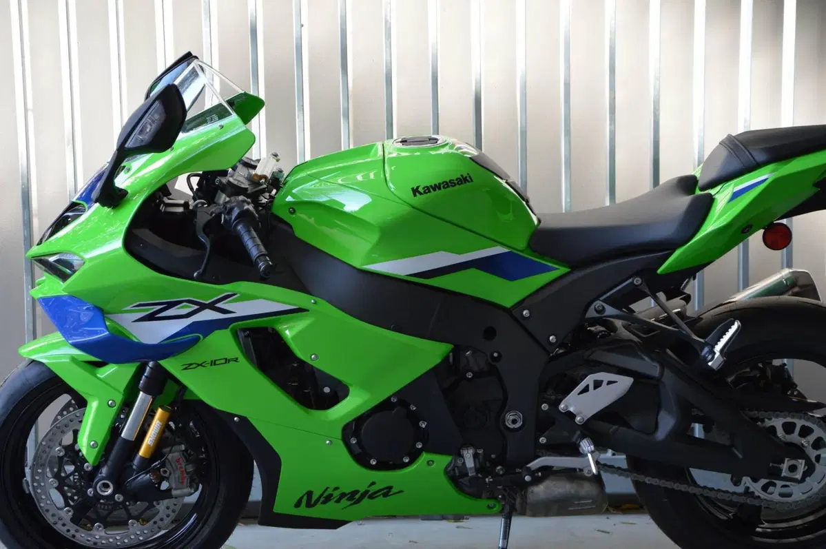 Kawasaki Ninja 1000 ZX-10R (2026) (2)