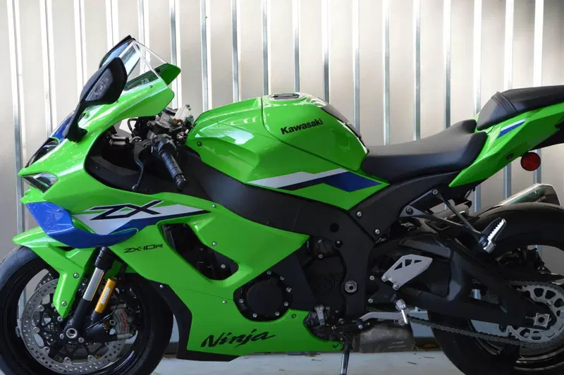 Kawasaki Ninja 1000 ZX-10R (2026) (2)