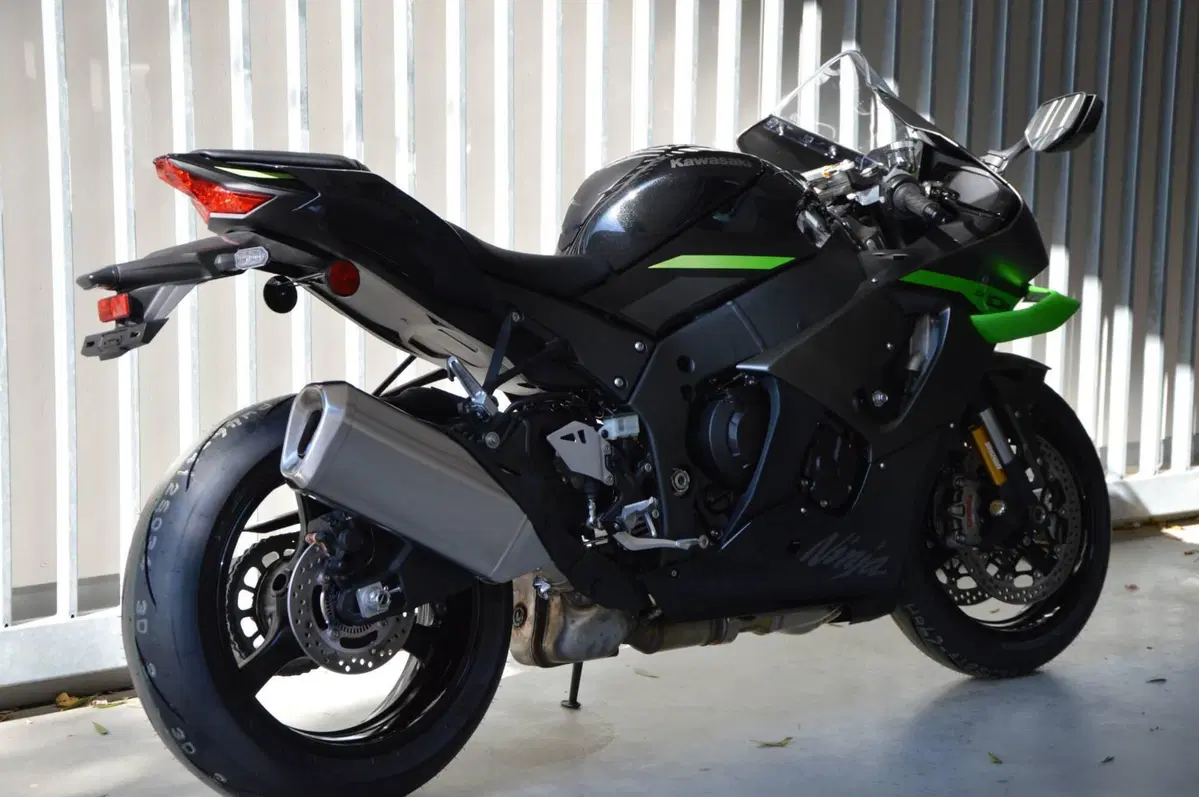 Kawasaki Ninja 1000 ZX-10R (2026) (3)